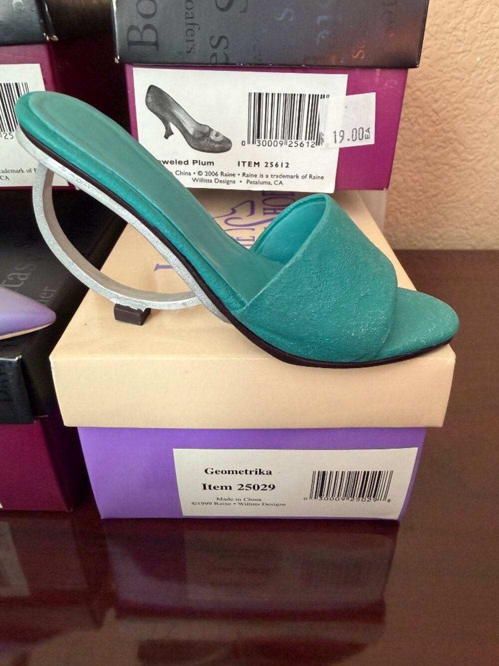 Just the Right Shoe Raine Miniature Shoe Figurines Lot of 4 Charmed Geometrika J - Picture 9 of 12
